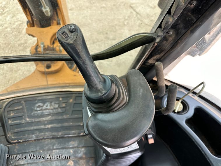 image for item DG4272 2019 Case 580 Super N backhoe