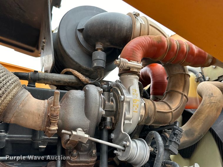 image for item DG4272 2019 Case 580 Super N backhoe