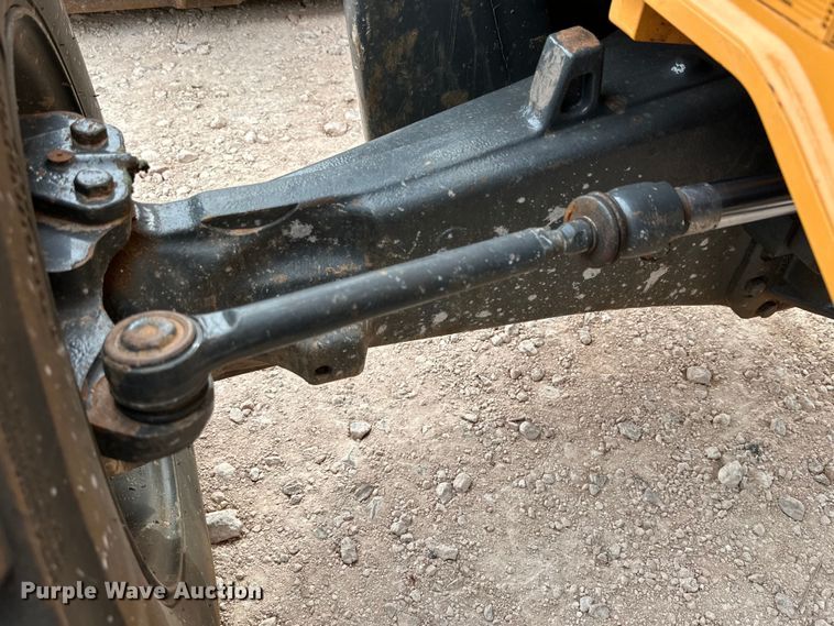 image for item DG4272 2019 Case 580 Super N backhoe