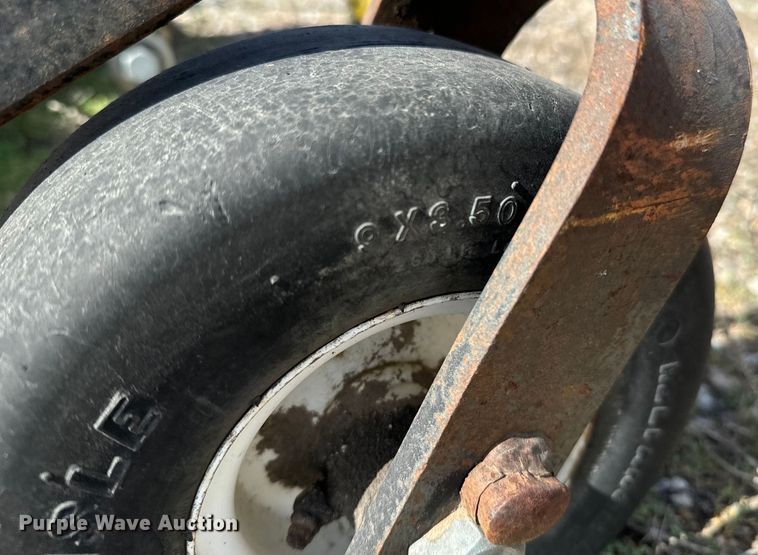 image for item DG5303 King Kutter RFM-72-YK finish mower