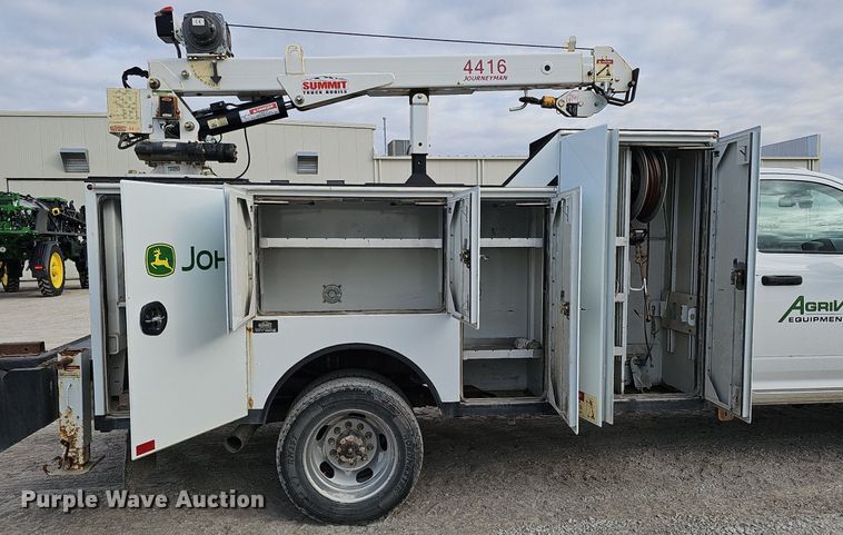 image for item DK0555 2015 Dodge Ram 5500HD utility / service truck