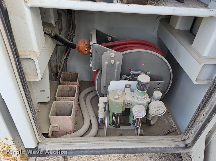 image for item DK0555 2015 Dodge Ram 5500HD utility / service truck