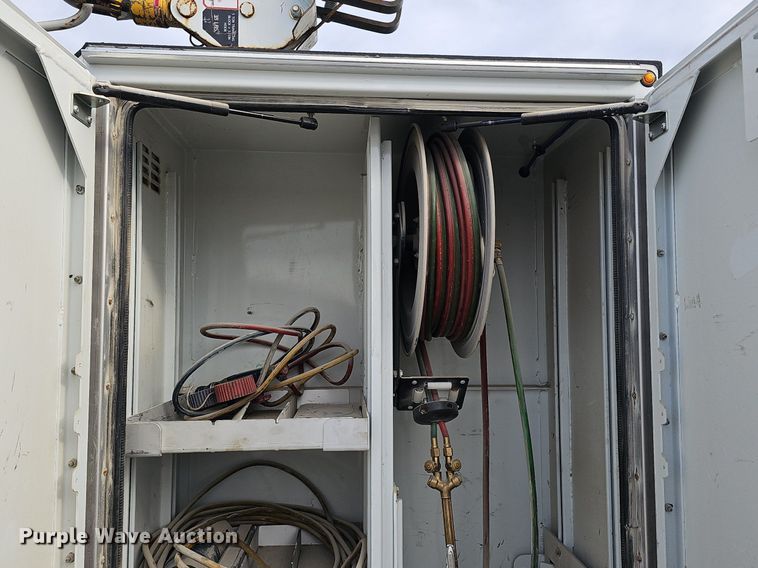 image for item DK0555 2015 Dodge Ram 5500HD utility / service truck