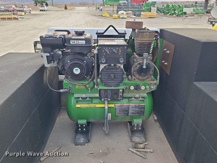 image for item DK0555 2015 Dodge Ram 5500HD utility / service truck