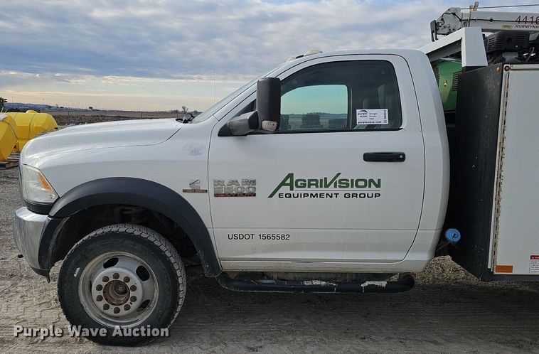 image for item DK0555 2015 Dodge Ram 5500HD utility / service truck