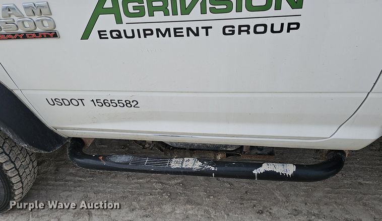 image for item DK0555 2015 Dodge Ram 5500HD utility / service truck
