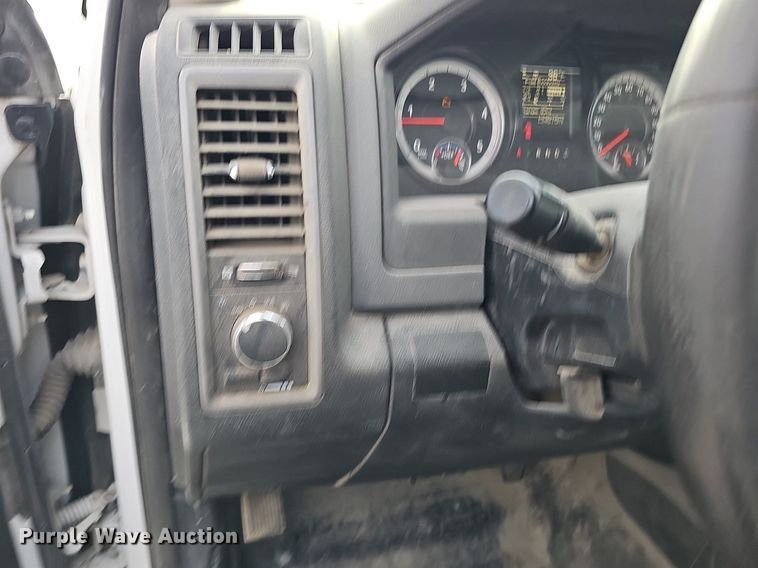 image for item DK0555 2015 Dodge Ram 5500HD utility / service truck