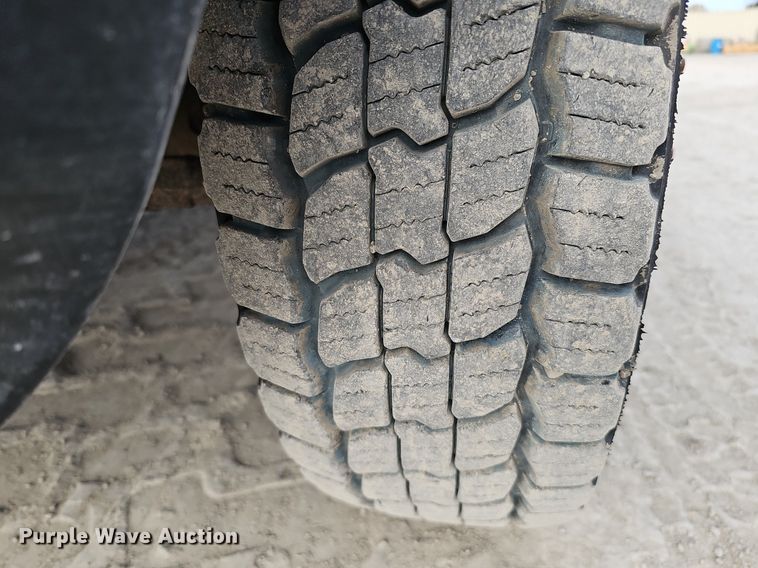 image for item DK0555 2015 Dodge Ram 5500HD utility / service truck