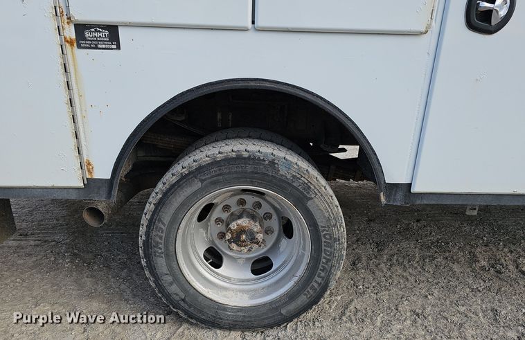 image for item DK0555 2015 Dodge Ram 5500HD utility / service truck