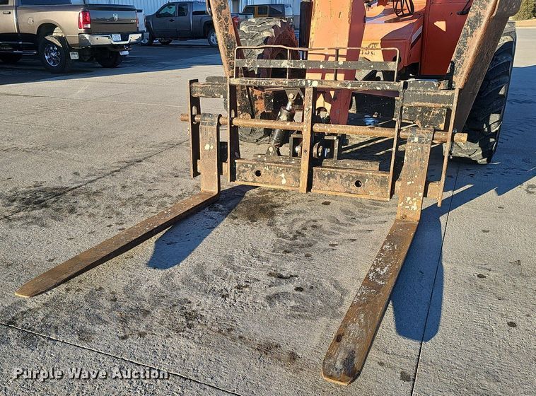 image for item DK0575 2006 JLG 10054 telehandler