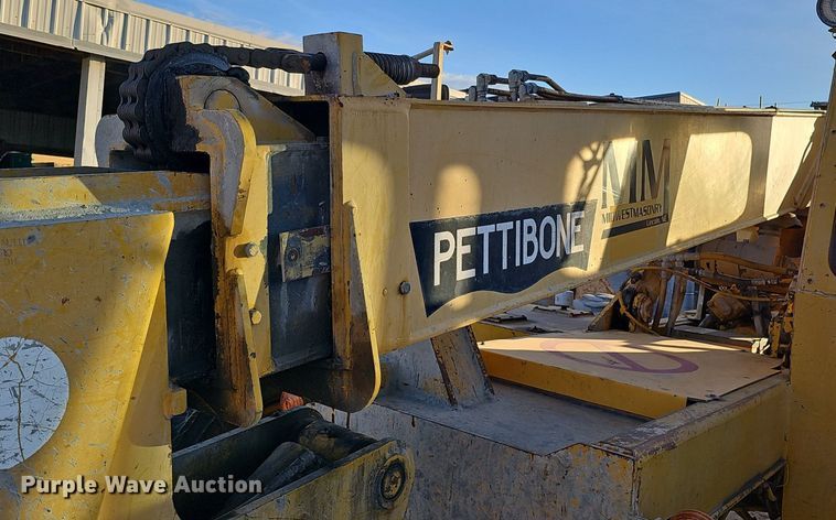 image for item DK0577 1995 Pettibone 8042 telehandler
