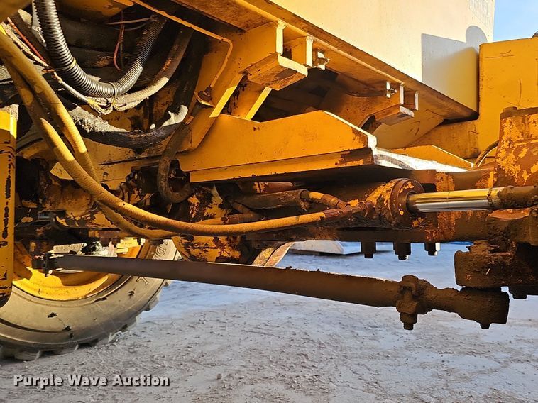 image for item DK0577 1995 Pettibone 8042 telehandler