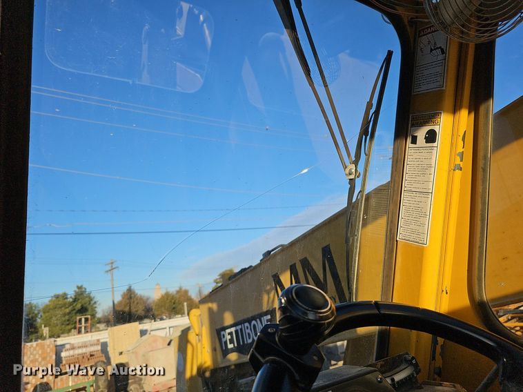 image for item DK0577 1995 Pettibone 8042 telehandler