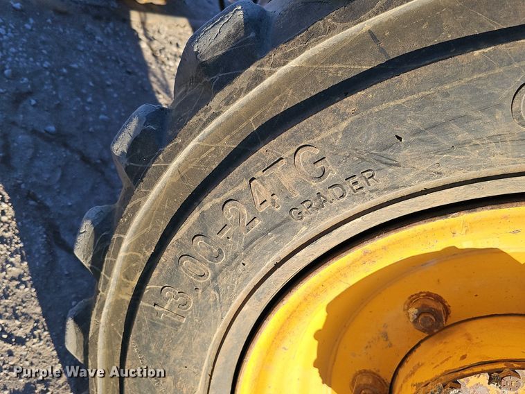 image for item DK0577 1995 Pettibone 8042 telehandler