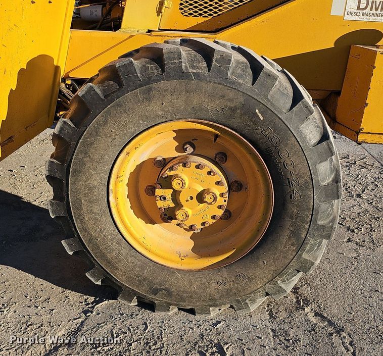 image for item DK0577 1995 Pettibone 8042 telehandler