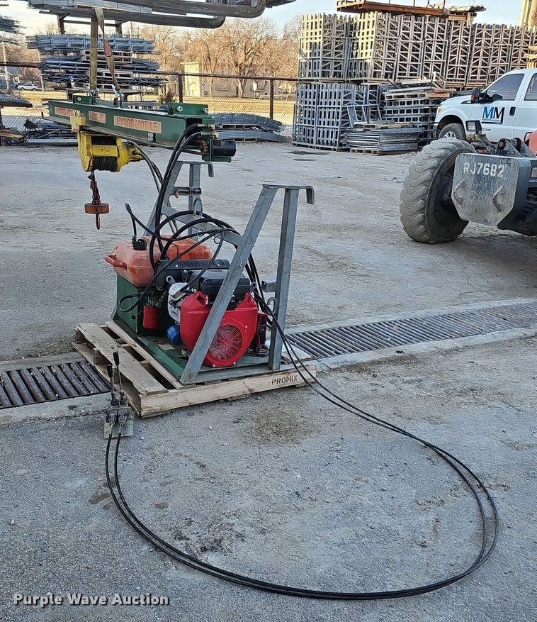 image for item DK0579 Avant Garde Engineering Inc H412 overhead crane