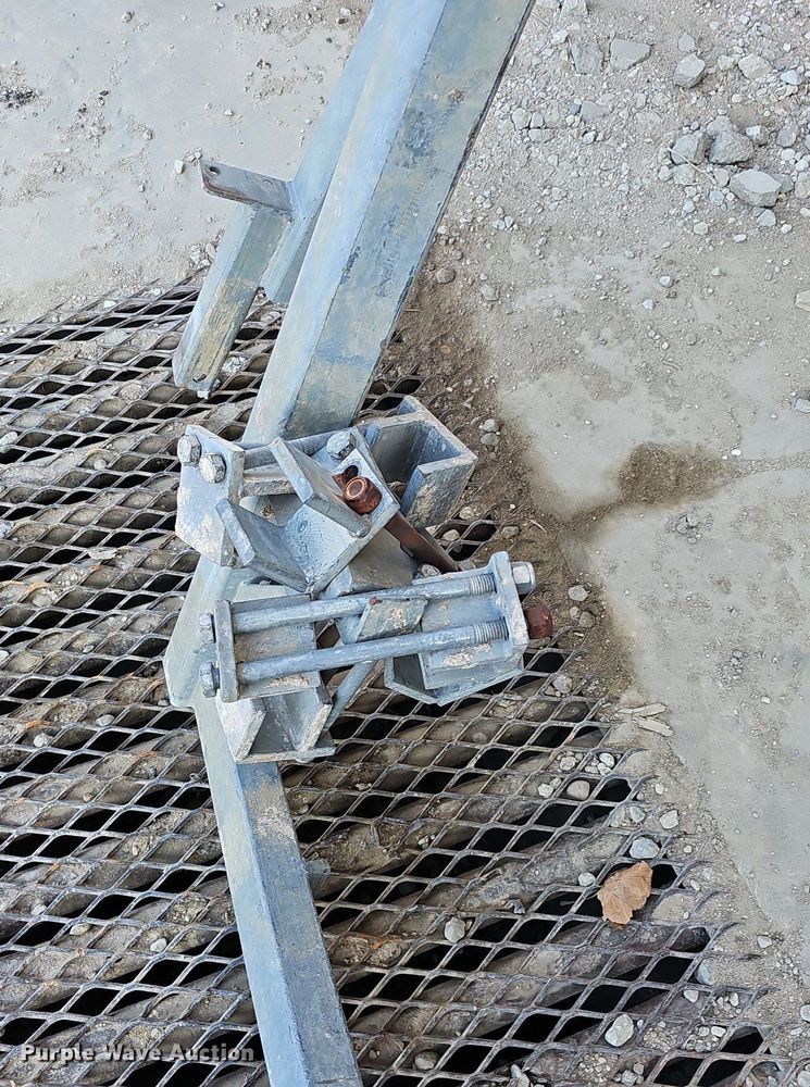 image for item DK0579 Avant Garde Engineering Inc H412 overhead crane