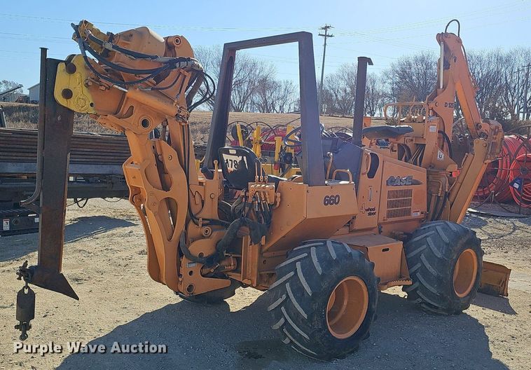 image for item DK0589 2000 Case 660 vibratory cable plow