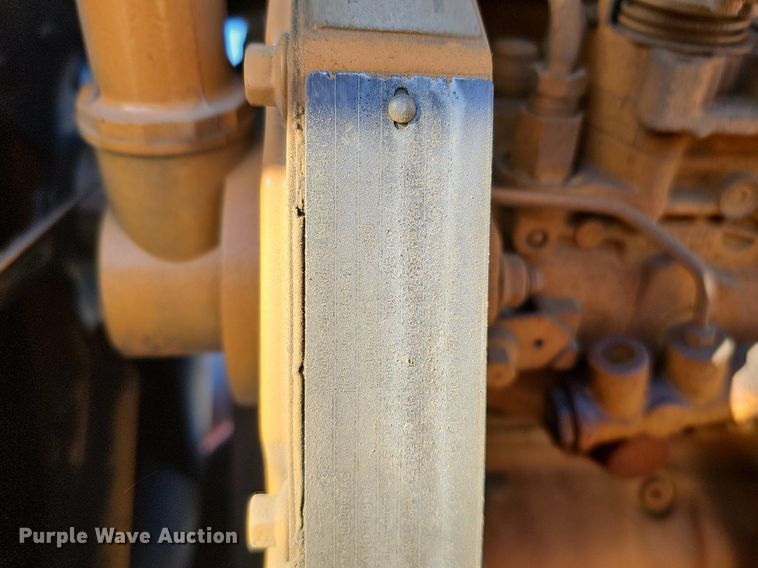 image for item DK0589 2000 Case 660 vibratory cable plow