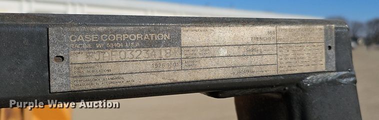 image for item DK0589 2000 Case 660 vibratory cable plow