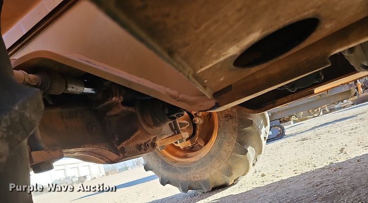 image for item DK0589 2000 Case 660 vibratory cable plow