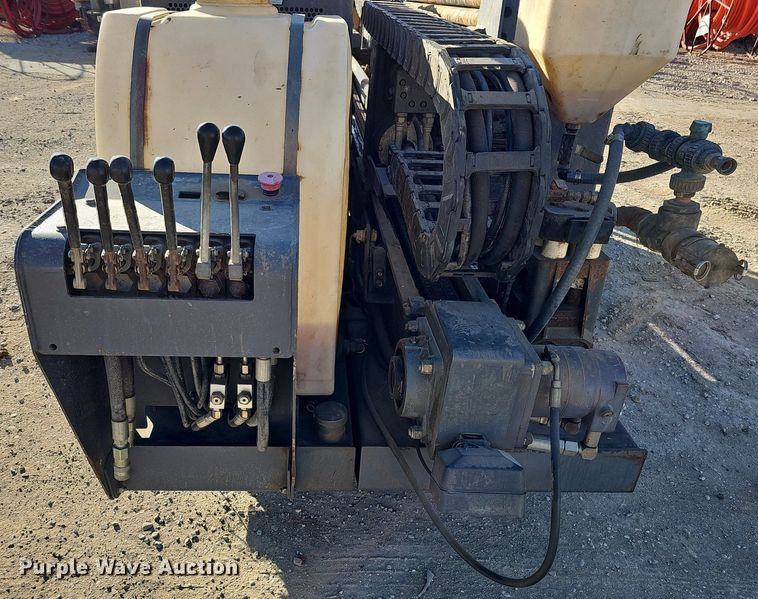 image for item DK0590 2000 Case 6010 Turbo directional boring unit