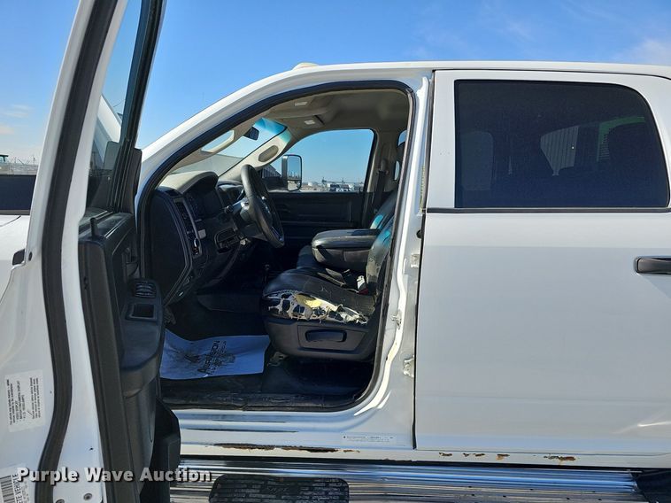 image for item DK0592 2012 Dodge Ram 4500HD Crew Cab utility / service truck