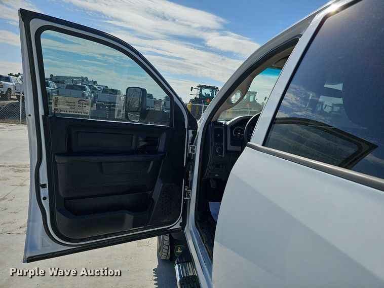 image for item DK0592 2012 Dodge Ram 4500HD Crew Cab utility / service truck