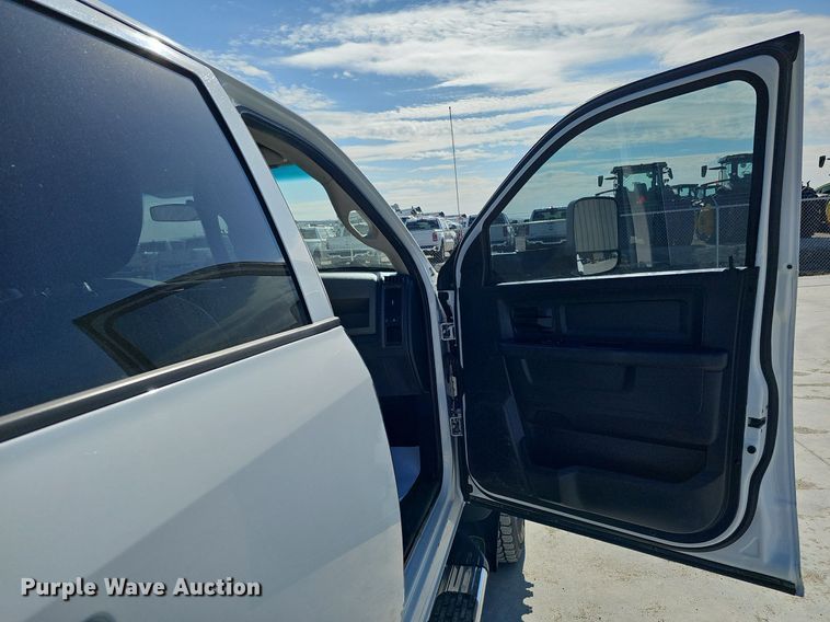 image for item DK0592 2012 Dodge Ram 4500HD Crew Cab utility / service truck