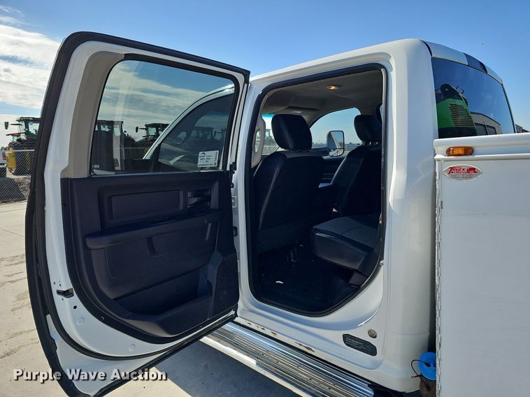 image for item DK0592 2012 Dodge Ram 4500HD Crew Cab utility / service truck