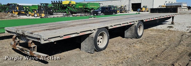image for item DK0594 2005 Reinke Manufacturing drop deck trailer