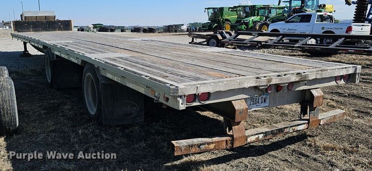 image for item DK0594 2005 Reinke Manufacturing drop deck trailer