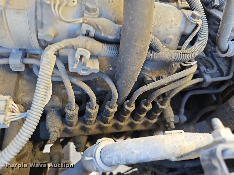 image for item DK0596 2004 GMC T7500 street sweeper truck