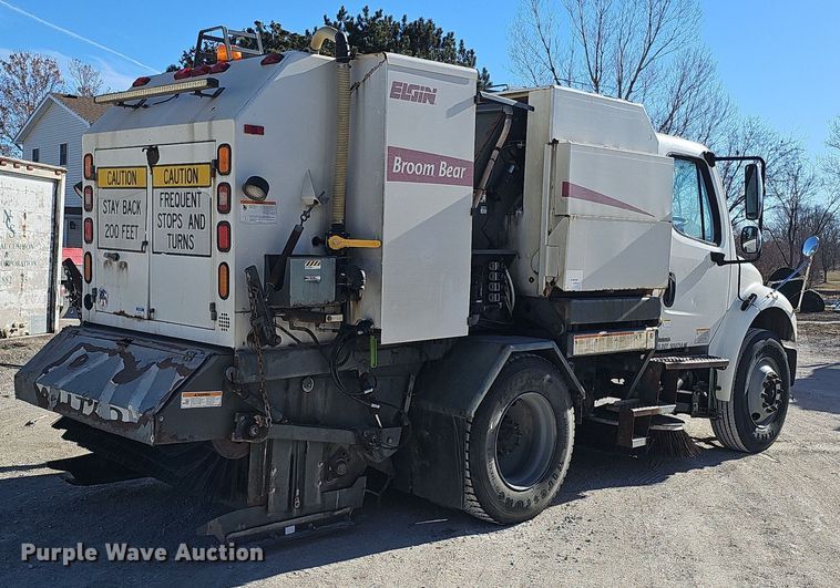 image for item DK0597 2007 Freightliner Business Class M2 street sweeper truck