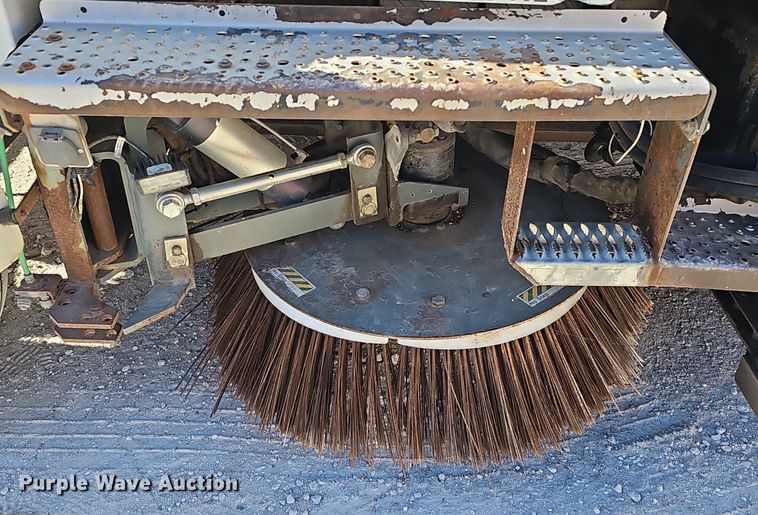 image for item DK0597 2007 Freightliner Business Class M2 street sweeper truck