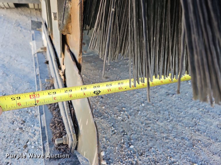 image for item DK0597 2007 Freightliner Business Class M2 street sweeper truck