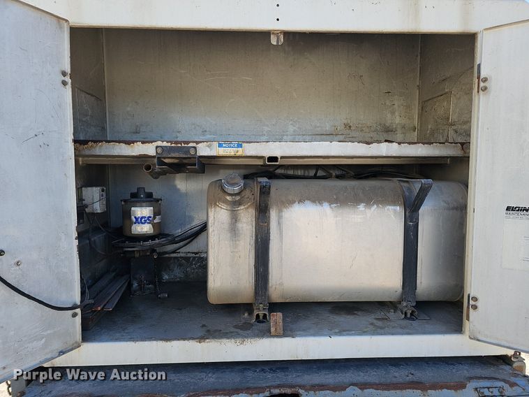 image for item DK0597 2007 Freightliner Business Class M2 street sweeper truck