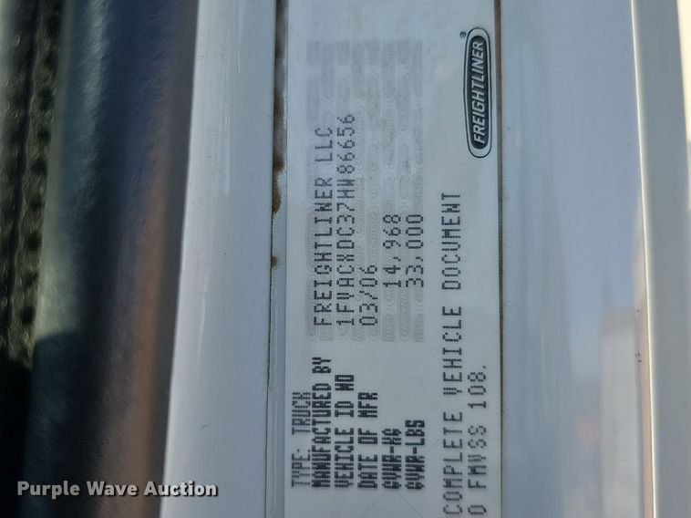 image for item DK0597 2007 Freightliner Business Class M2 street sweeper truck