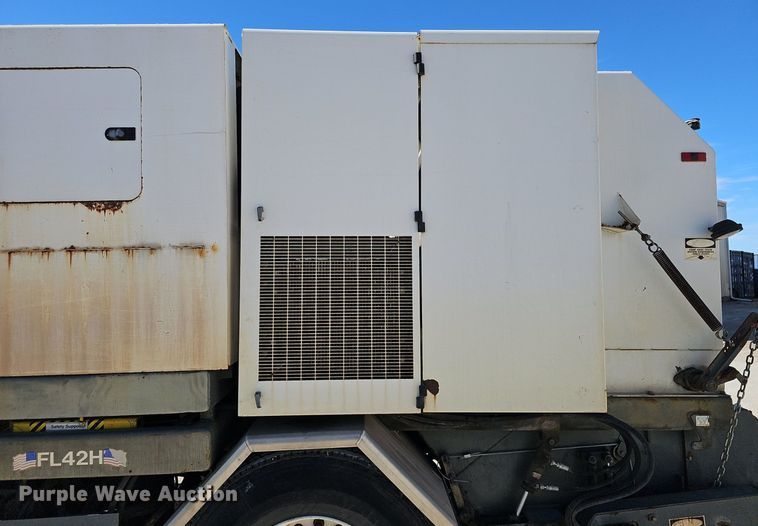 image for item DK0598 2002 Freightliner FL70 street sweeper truck
