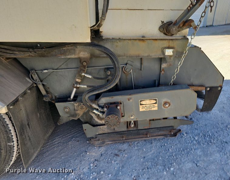 image for item DK0598 2002 Freightliner FL70 street sweeper truck