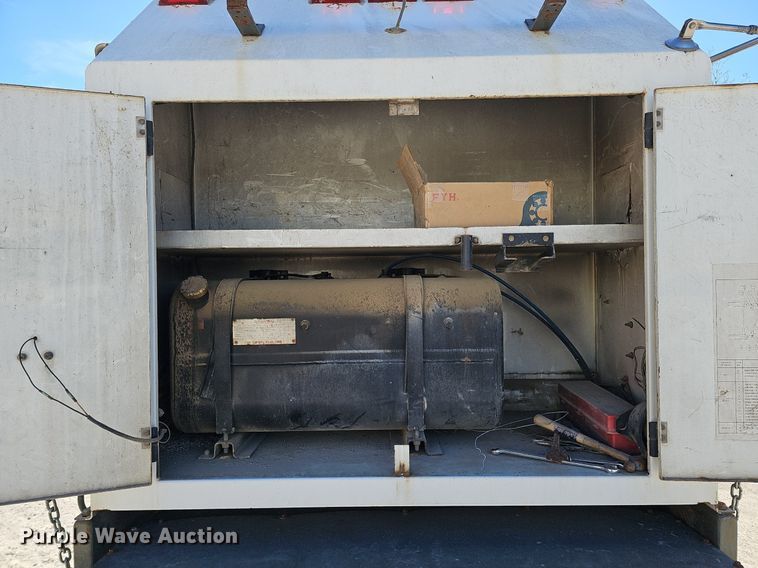 image for item DK0598 2002 Freightliner FL70 street sweeper truck