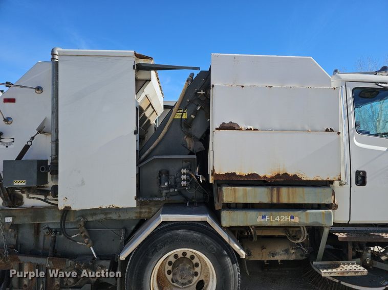 image for item DK0598 2002 Freightliner FL70 street sweeper truck