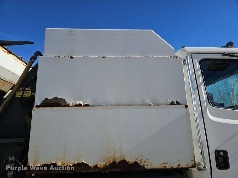 image for item DK0598 2002 Freightliner FL70 street sweeper truck