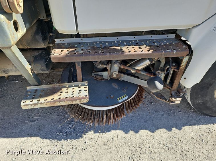 image for item DK0598 2002 Freightliner FL70 street sweeper truck