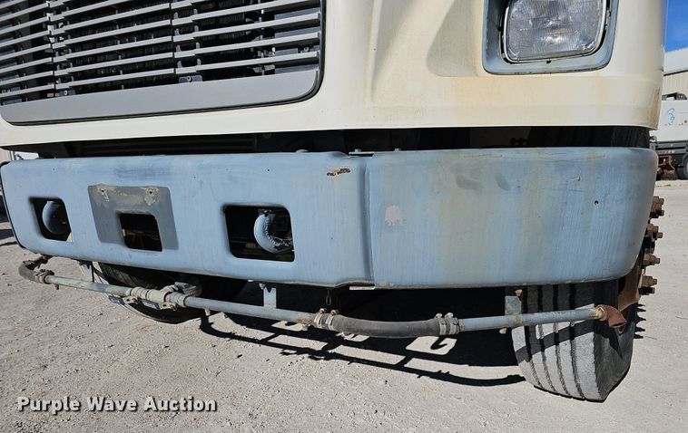 image for item DK0598 2002 Freightliner FL70 street sweeper truck