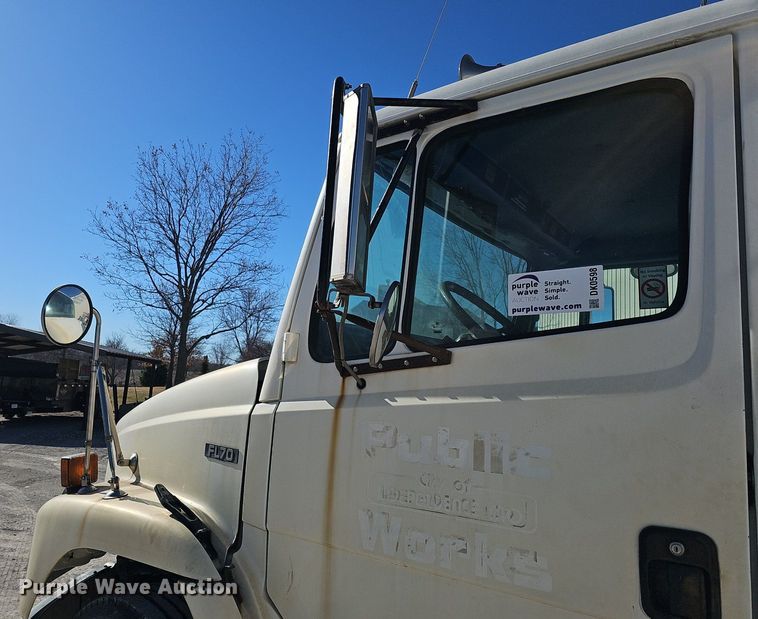 image for item DK0598 2002 Freightliner FL70 street sweeper truck
