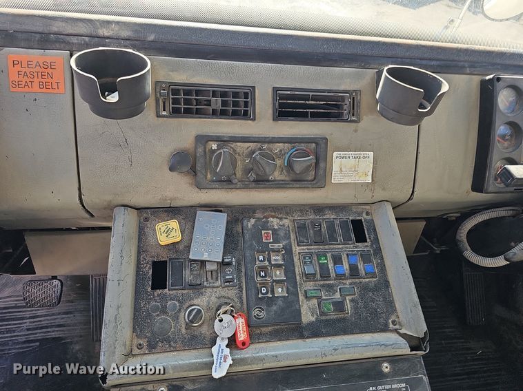 image for item DK0598 2002 Freightliner FL70 street sweeper truck