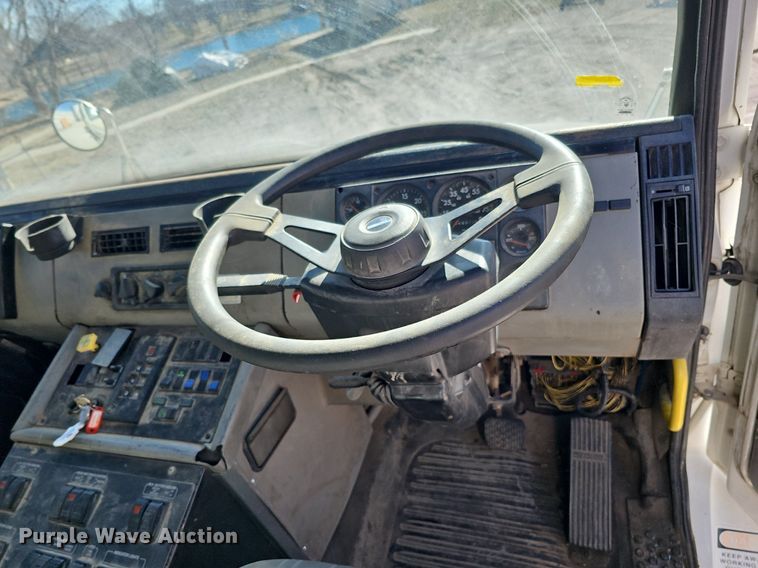 image for item DK0598 2002 Freightliner FL70 street sweeper truck