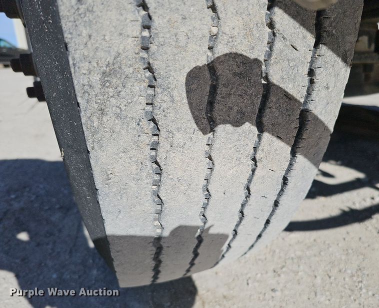 image for item DK0598 2002 Freightliner FL70 street sweeper truck