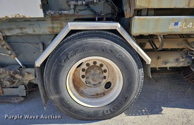 image for item DK0598 2002 Freightliner FL70 street sweeper truck